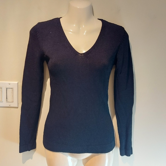 Sale $5❣️Ladies Harold's long-sleeve top size XS (#519) - Picture 2 of 10